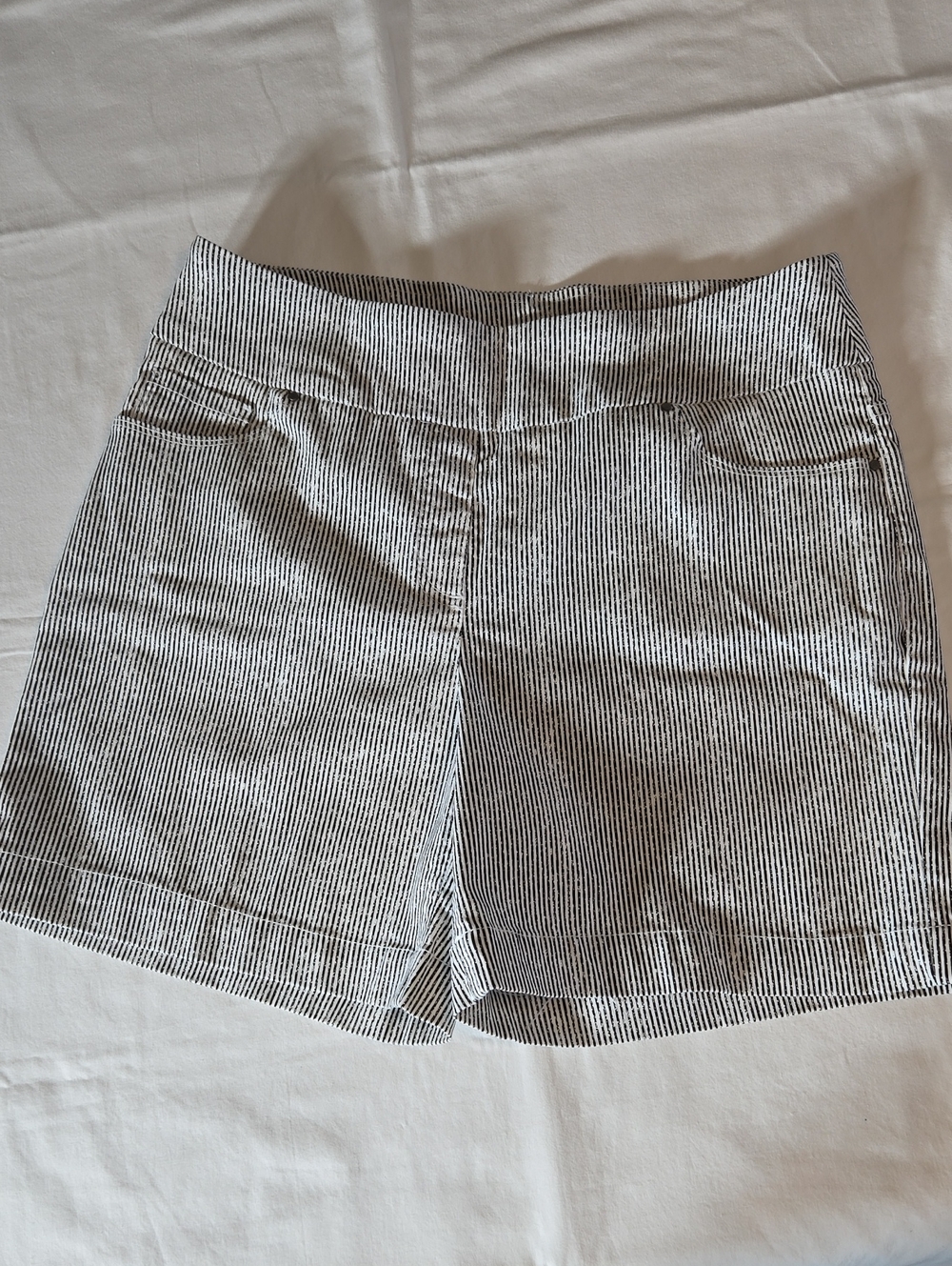 Westbound Pull-On Shorts - Picture 2 of 4